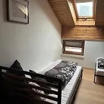 Nette, Kleine Auf Ehemaligem Bauernhof *