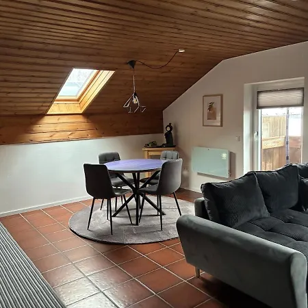 Apartment Nette, Kleine Auf Ehemaligem Bauernhof Windberg