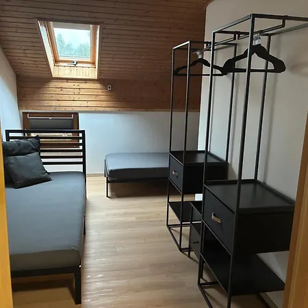 Apartment Nette, Kleine Auf Ehemaligem Bauernhof