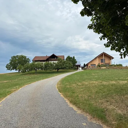 Apartment Nette, Kleine Auf Ehemaligem Bauernhof Windberg
